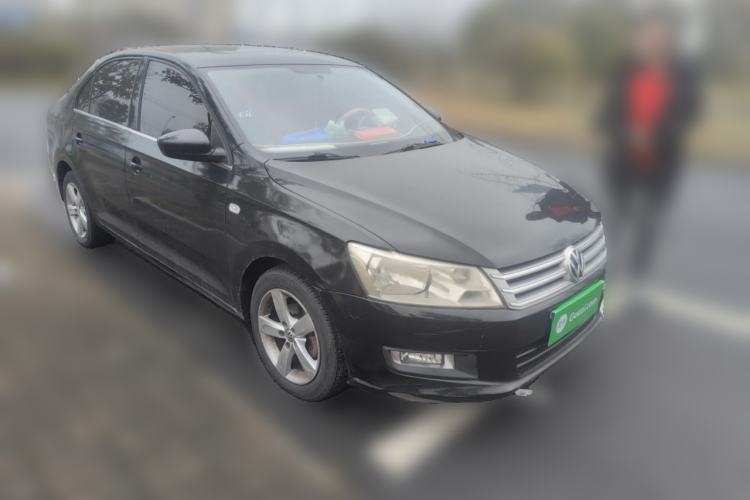 Used Volkswagen Santana 2013 1.6L Automatic Comfort Edition Front Right 45 Deg