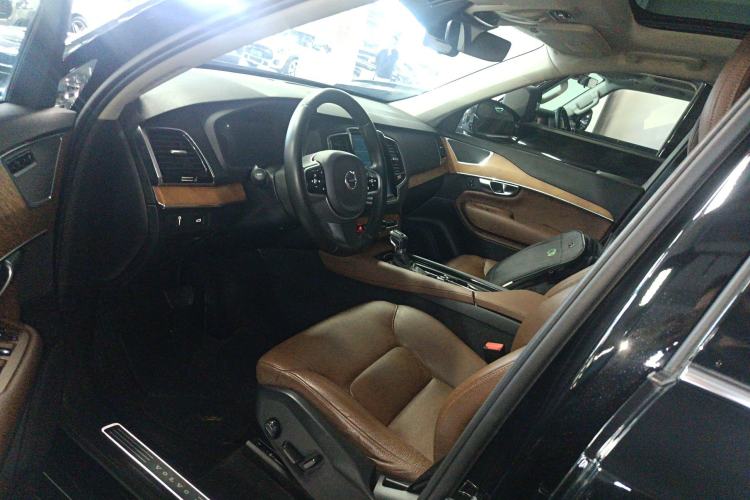 Used Volvo XC90 2020 T6 Zhiyi Luxury 7-Seater