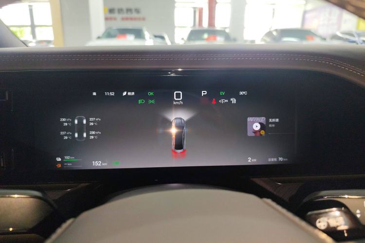 Used Denza Z9 2024 1100 km All-Wheel-Drive Ultra Version