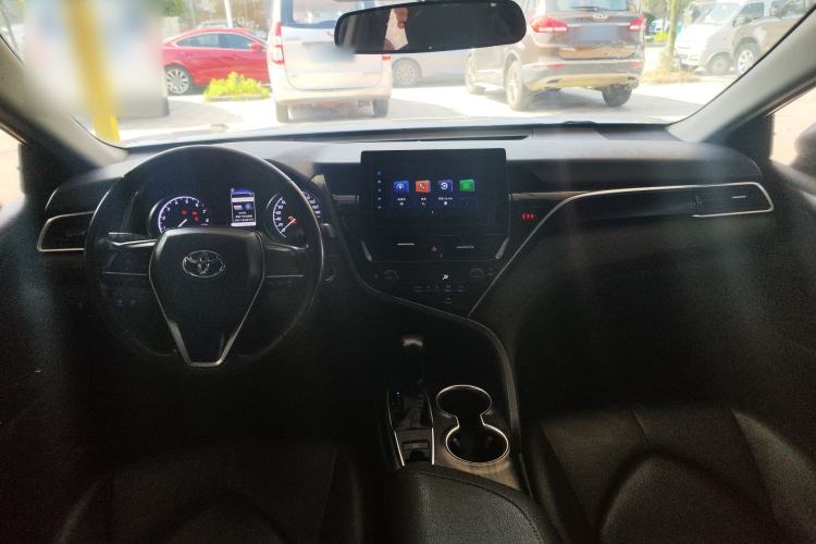 Used Toyota Camry 2022 2.0GVP Premier Edition
