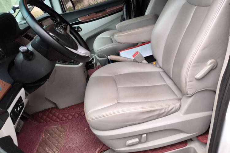 Used JAC Refine M5 2017 2.0T Gasoline Dual-Clutch Executive Version