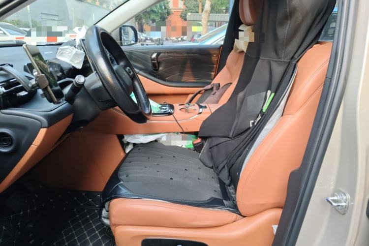 Used AION V 2024 Aion Tyrannosaurus 650 Smart Luxury Edition Left Front Seat