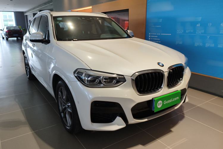Used BMW X3 2019 xDrive28i M Sport Package Front Right 45 Deg