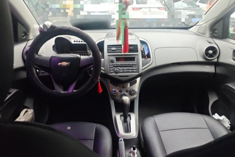 Used Chevrolet Aveo Sonic 2011 Hatchback 1.4L Automatic SL