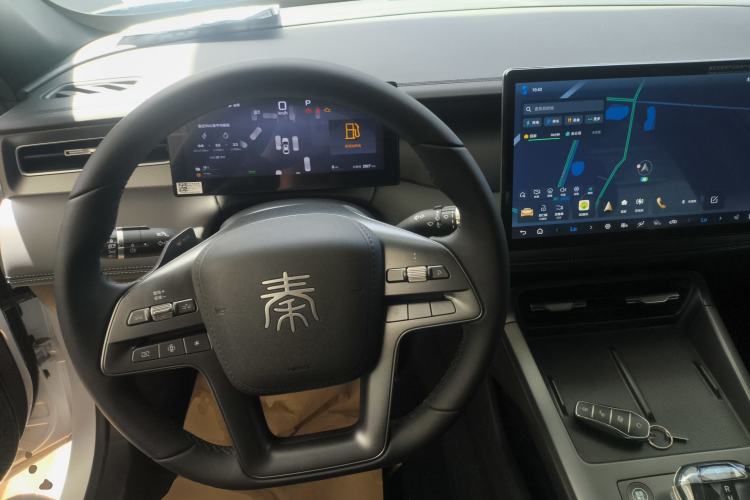 Used BYD Qin PLUS 2025 DM-i Smart Drive 120KM Superior Model
