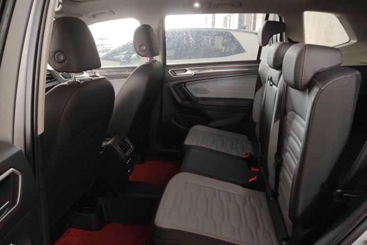 Used Volkswagen Tiguan L New Energy 2022 430 PHEV Plug-in Hybrid Flagship Edition Interior 4