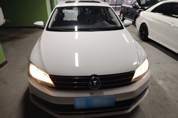 Used Volkswagen Sagitar 2017 180TSI Automatic Luxury Edition