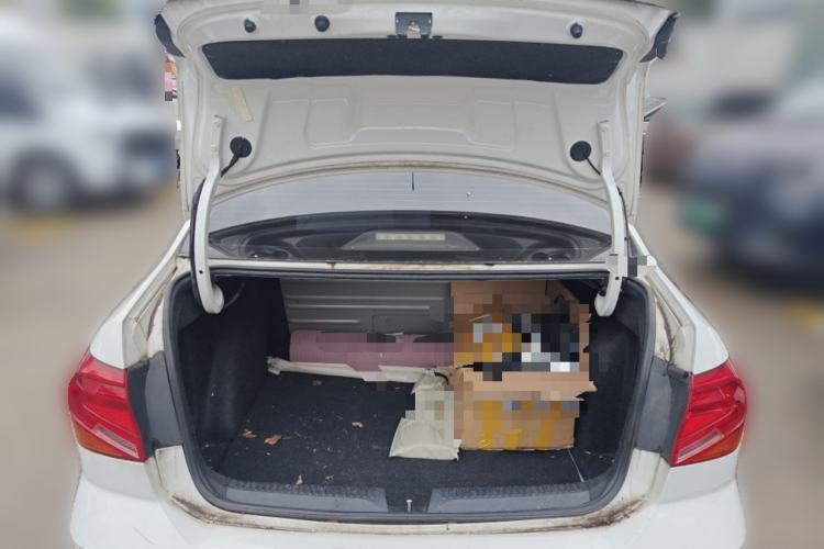 Used Volkswagen Jetta 2017 1.5L Manual Fashion Edition
