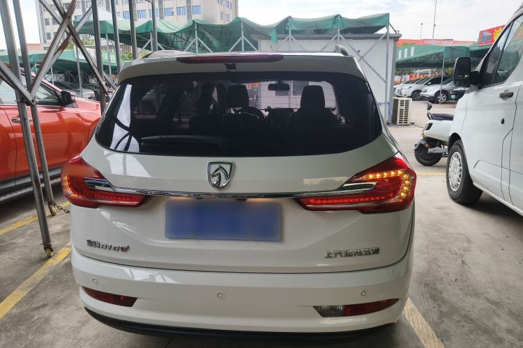 Used Baojun 310W 2018 1.5L Automatic Fashion Version China V Emission Standard
