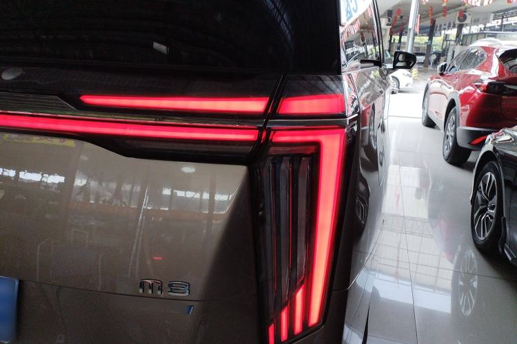 Used GAC Trumpchi M8 2023 Zongshi Series Dual-Motor Flagship Edition Exterior 4