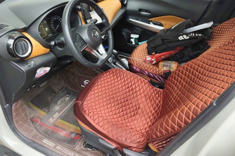 Used Nissan Kicks 2017 1.5L CVT Smart Drive Edition Left Front Seat