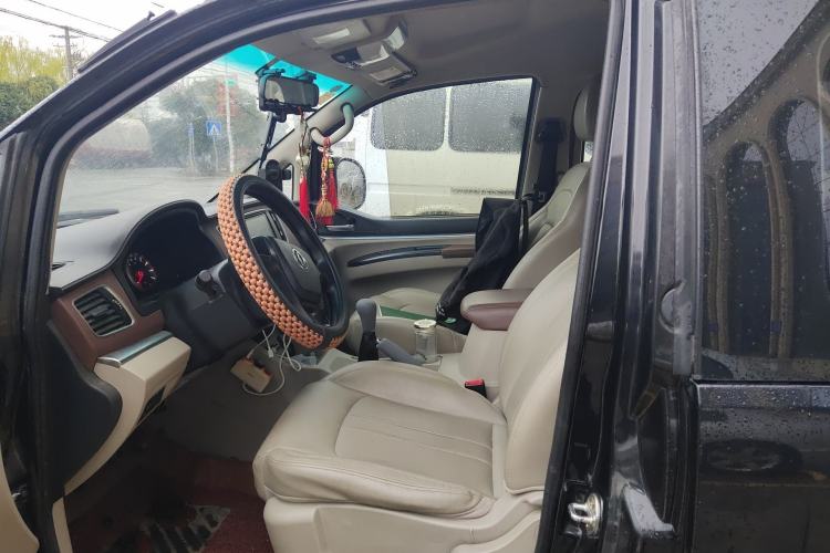 Used FORTHING Lingzhi 2018 M5L 1.6L 7-Seater Luxury Model Left Front Seat