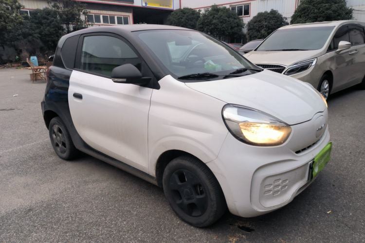 Used Roewe Clever 2021 302 km New Four-Seater Super-Efficient Version
