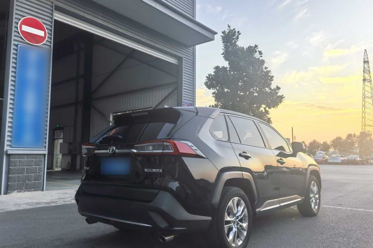 Used Toyota Wildlander 2021 2.0L CVT Two-Wheel Drive Luxury Edition