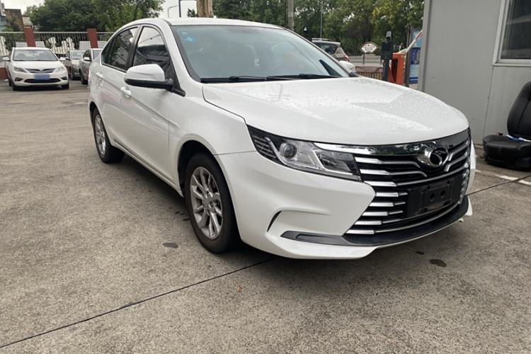 Used Soueast A5 Wing Dance 2019 1.5L Manual Luxury Version China V Standard

