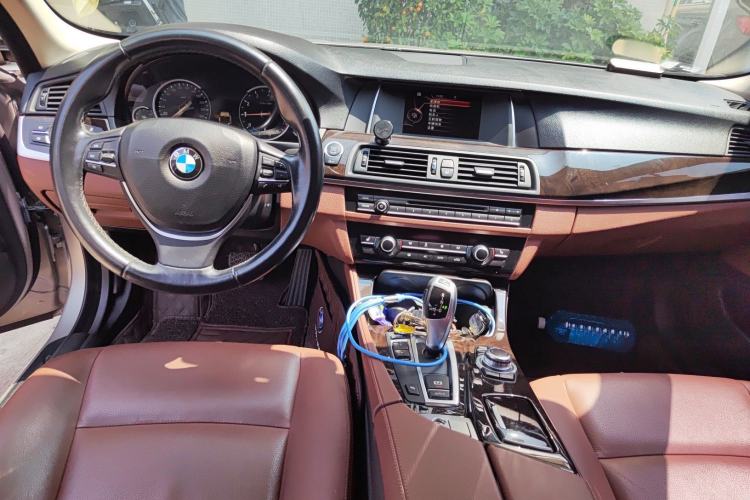 Used BMW 5 Series 2017 525Li Leading Model
