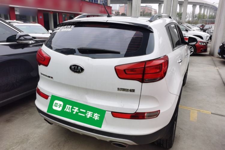 Used Kia Sportage R 2015 2.0L Automatic Two-Wheel Drive DLX Model
