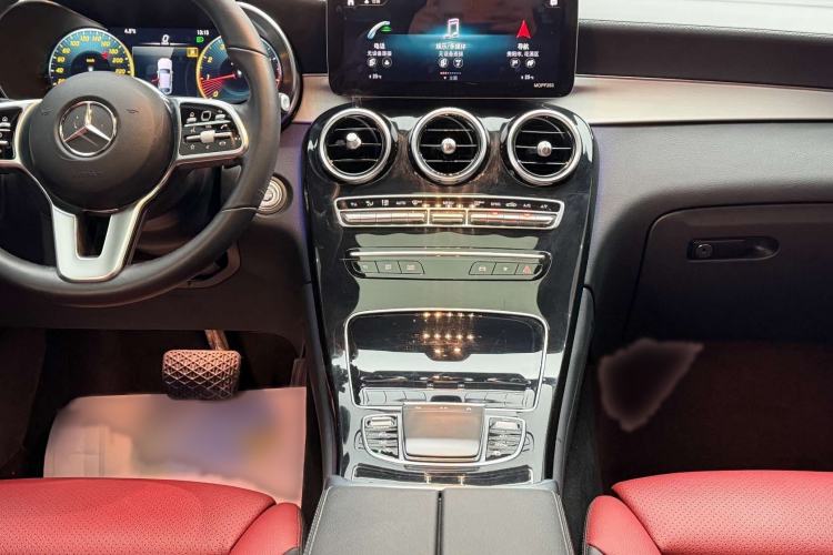 Used Mercedes-Benz GLC Coupe 2021 GLC 260 4MATIC Coupe SUV Audio And AC Panel