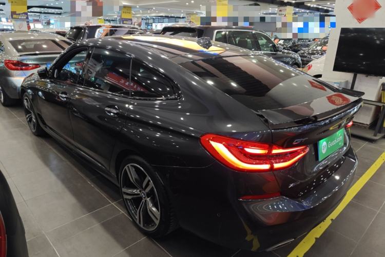 Used BMW 6 Series GT 2018 640i xDrive M Sport Package
