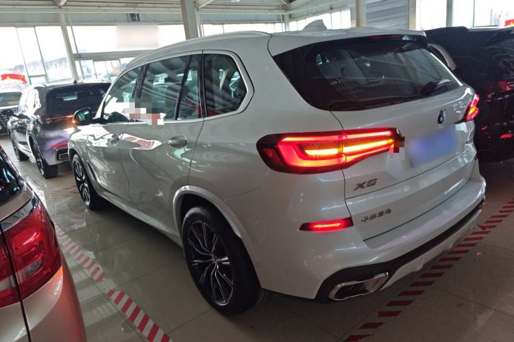 Used BMW X5 2022 Restyled xDrive 30Li Luxury Version M Sport Package