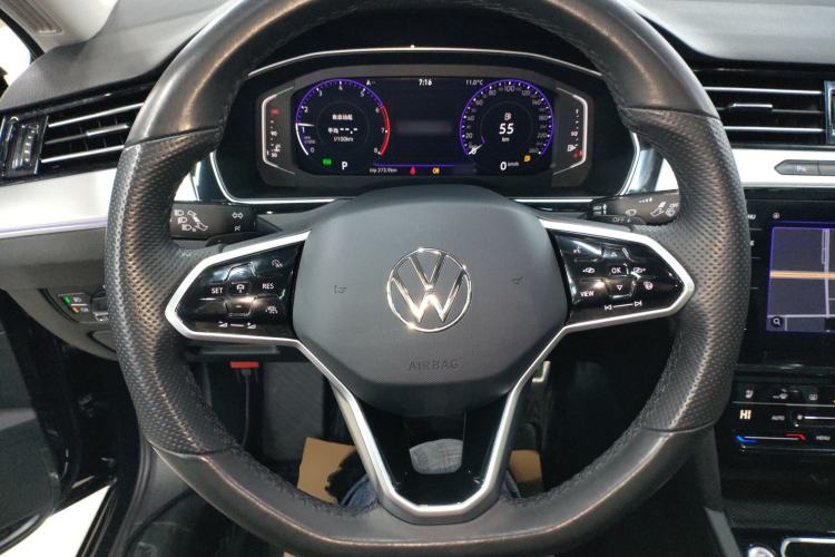 Used Volkswagen Magotan 2023 2 Million Units Commemorative Edition 330TSI DSG Luxury Version
