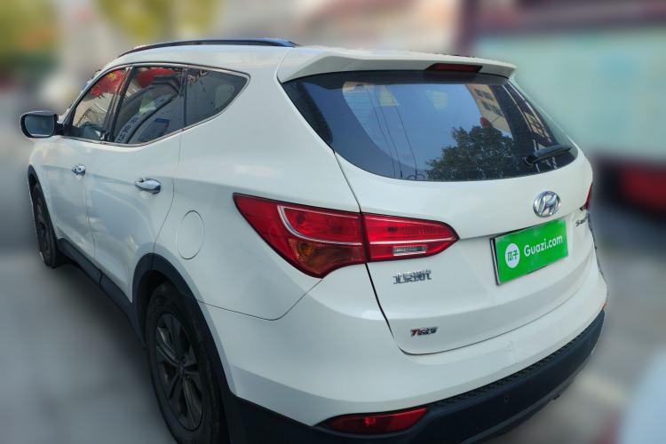 Used Hyundai Santa Fe 2015 2.0T Automatic Two-Wheel Drive Smart Version 5 Seats
