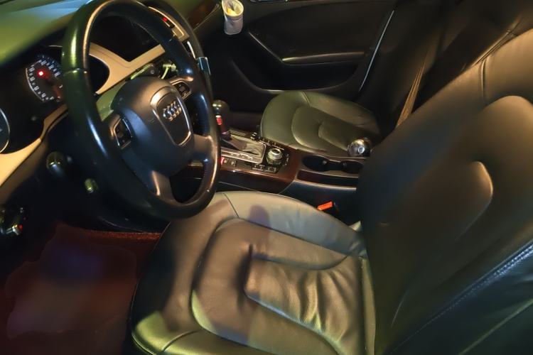 Used Audi A4L 2011 2.0 TFSI Technology Edition Driver Seat