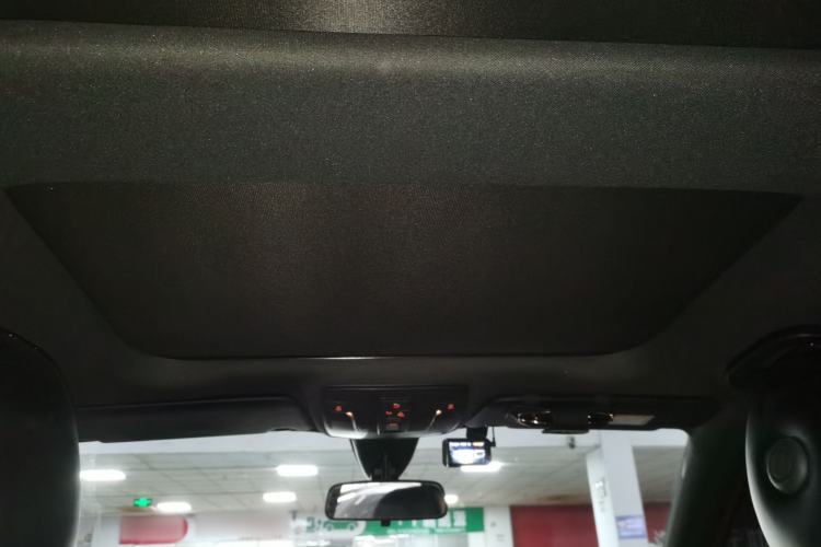 Used Mercedes-Benz B-Class 2015 B 200 Sport Edition Headliner