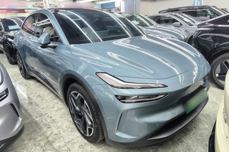 Used ONVO L60 2024 60 kWh All-Wheel Drive