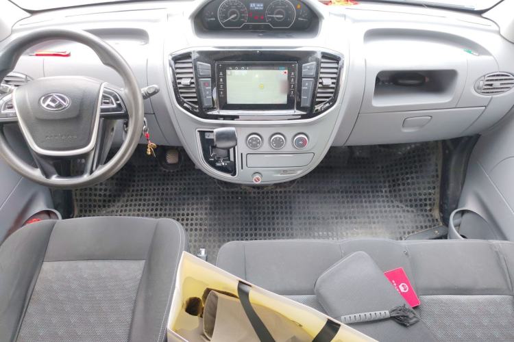 Used SAIC MAXUS Xintu V80 