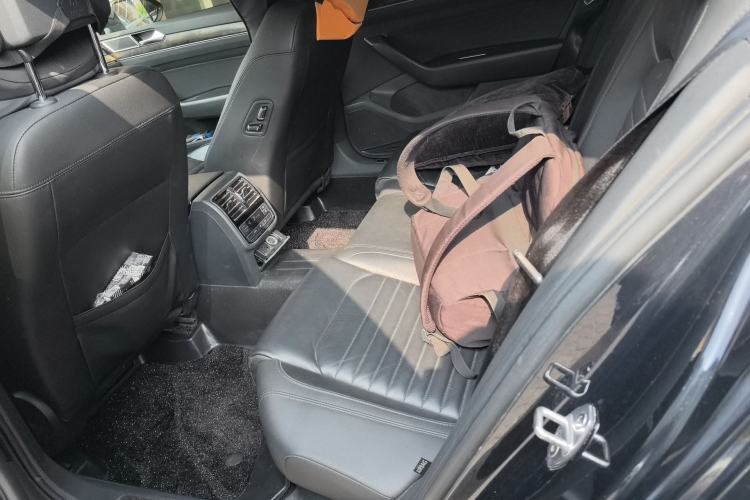 Used Volkswagen Magotan 2018 Facelift 330TSI DSG Luxury Model