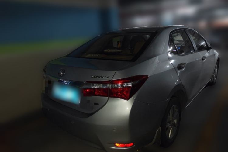 Used Toyota Corolla 2014 1.6L CVT GL Rear Right 45 Deg