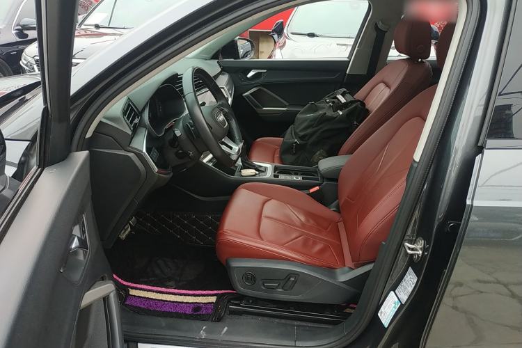 Used Audi Q3 2021 35 TFSI Fashion Dynamic Model