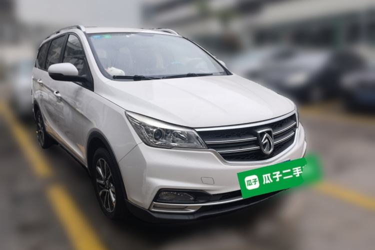 Used Baojun 730 2019 1.5L Manual Fashion Model 7-seater National V