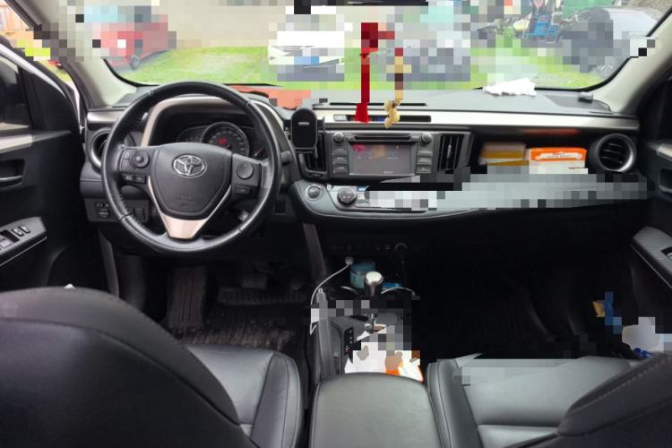 Used Toyota RAV4 2013 2.0L CVT Four-Wheel Drive New Edition Center Console