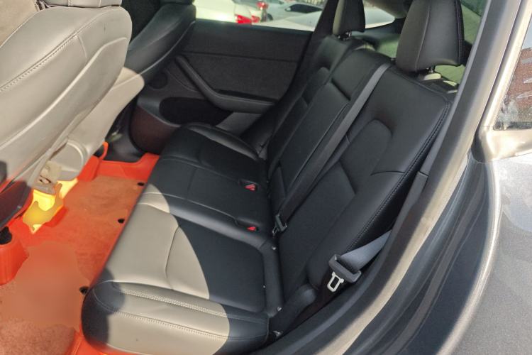 Used Tesla Model Y 2021 Long-Range All-Wheel-Drive Version 3D7