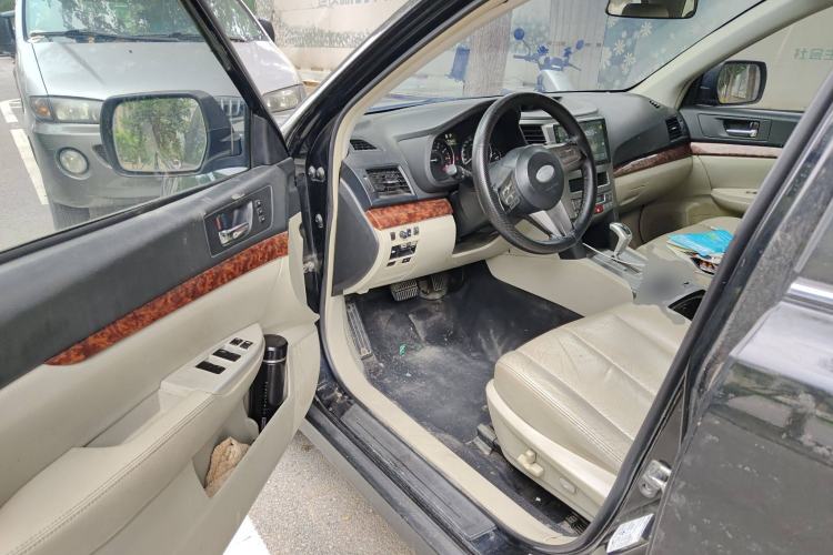 Used Subaru Outback 2010 2.5i Luxury Edition
