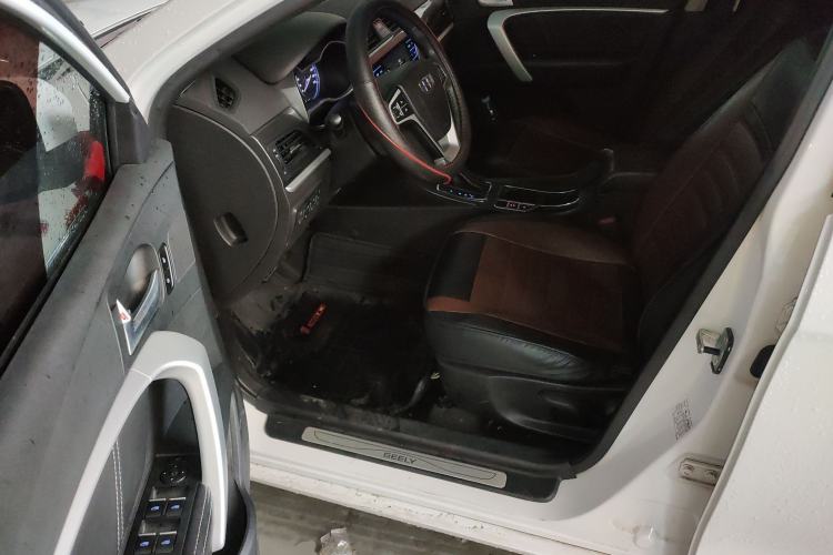 Used Geely Auto Emgrand 2017 Sedan Million Edition 1.5L CVT Upward Connectivity Version
