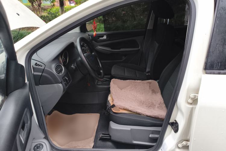 Used Ford Focus 2013 Hatchback Classic 1.8L Automatic Base Model