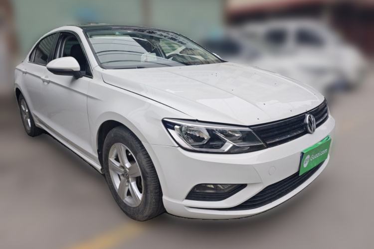 Used Volkswagen Lamando 2018 230TSI DSG Fashion Edition Front Right 45 Deg