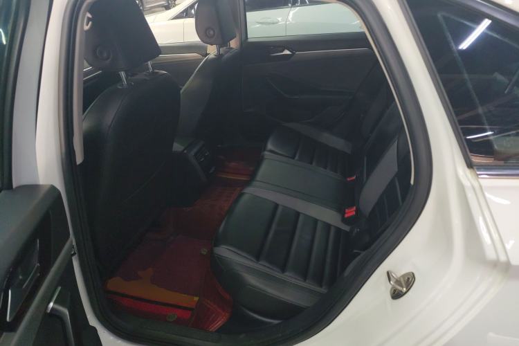 Used Volkswagen Sagitar 2019 200TSI DSG Comfort Version China VI Standard Left Rear Seat