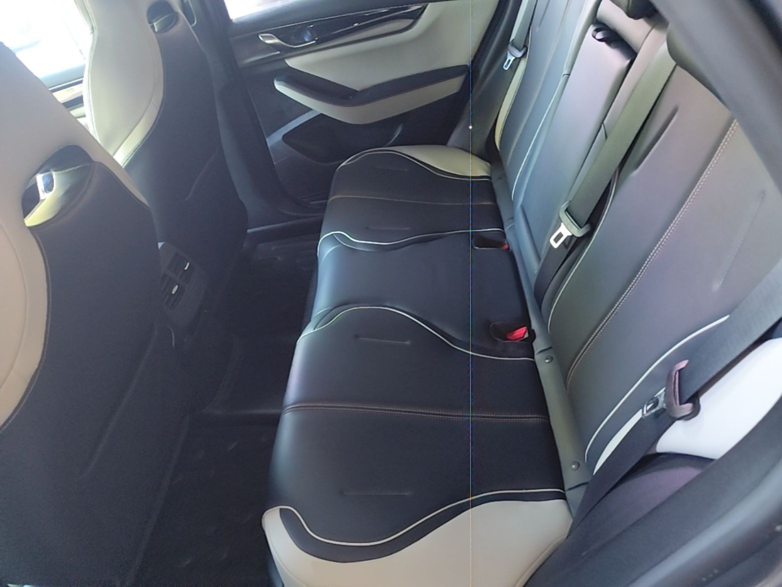 BYD Qin PLUS 2021 DM-i 55KM Flagship Model — снимка 20