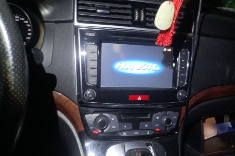 Used Haval H6 2014 Sport Edition 2.4L Automatic Elite Model Audio And AC Panel