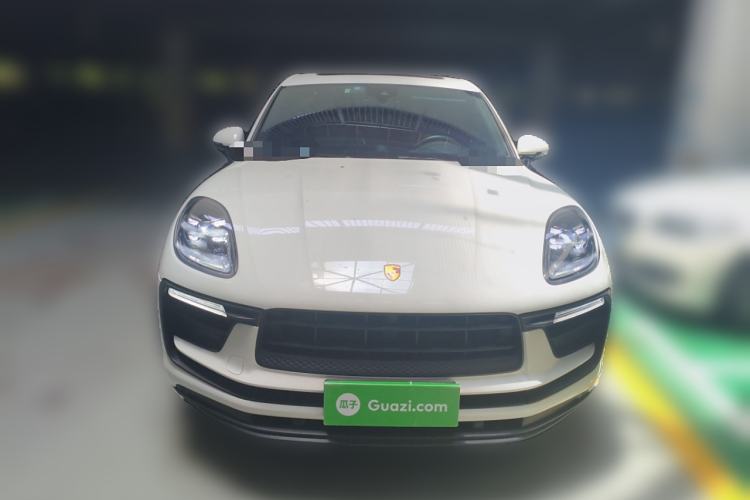 Used Porsche Macan 2023 Macan 2.0T Front