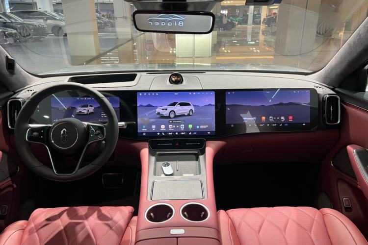 Used Hima AITO M8 2025 Extended-Range Ultra Version 53.4 kWh 6-Seater Edition