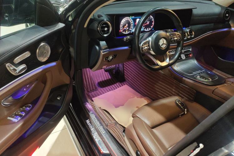 Used Mercedes-Benz E-Class 2019 E 200 L Sport 4MATIC
