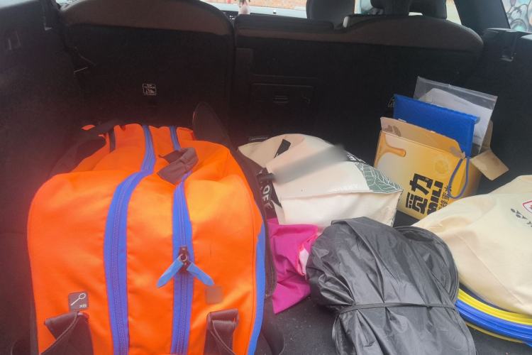 Used Volvo V90 2024 Cross Country B5 AWD Smart Range Edition Trunk