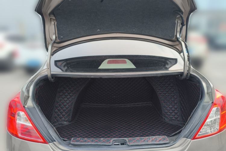 Used Nissan Sunny 2011 1.5XL Manual Deluxe Edition
