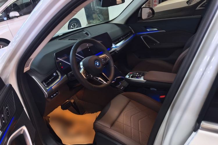 Used BMW iX1 2023 eDrive25L M Sport Package
