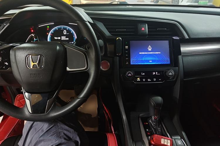 Used Honda Civic 2021 HATCHBACK 220TURBO CVT New Trendsetter